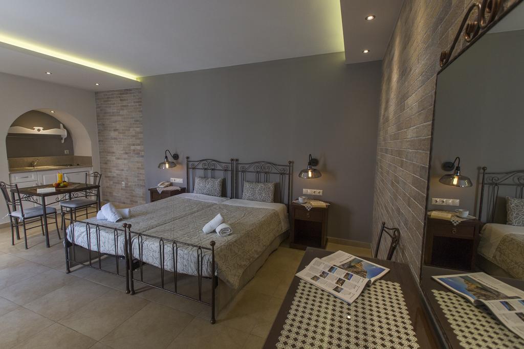 Anassa Deluxe Suites Kamári Екстериор снимка