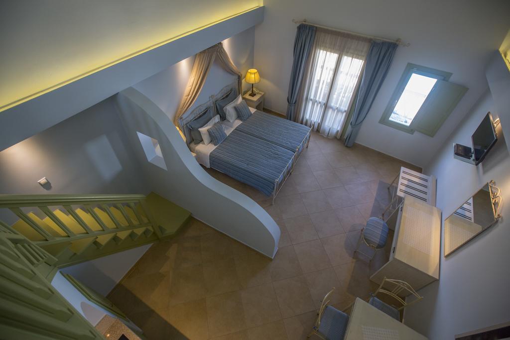Anassa Deluxe Suites Kamári Екстериор снимка