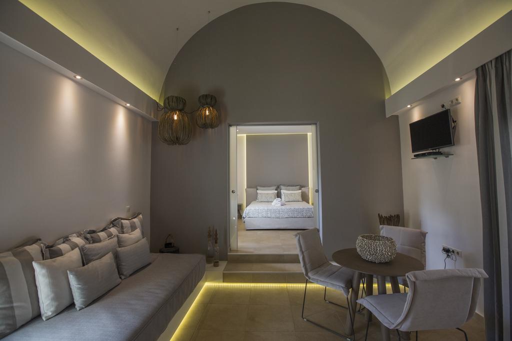 Anassa Deluxe Suites Kamári Екстериор снимка
